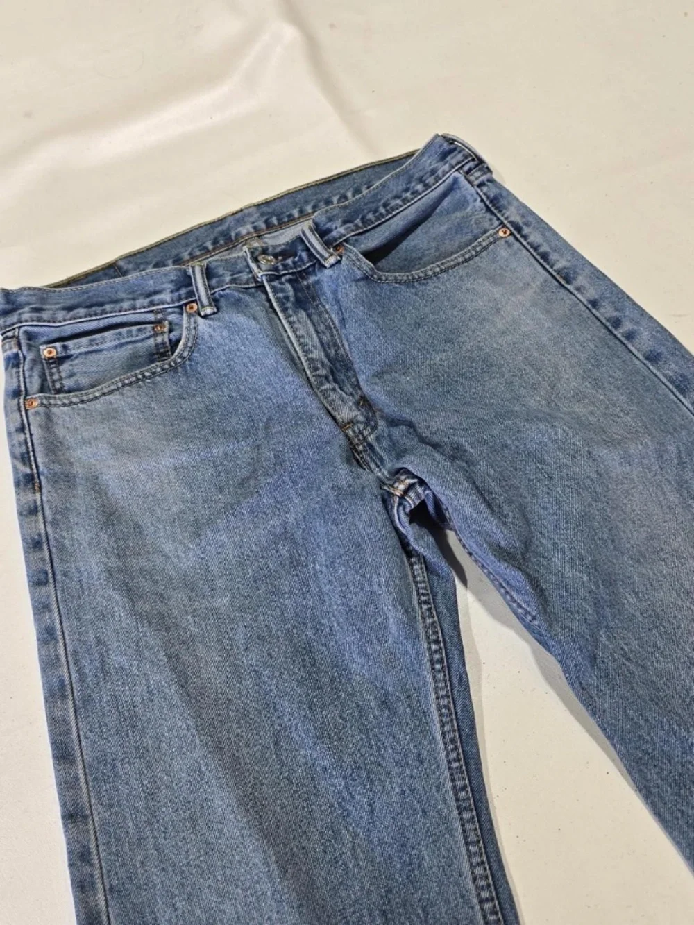 Levi's 505 Regular Fit Jeans Men's 34x30 Blue Straight Leg Medium Wash